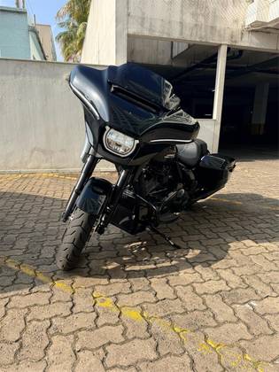 HARLEY-DAVIDSON STREET GLIDE HARLEY-DAVIDSON STREET GLIDE